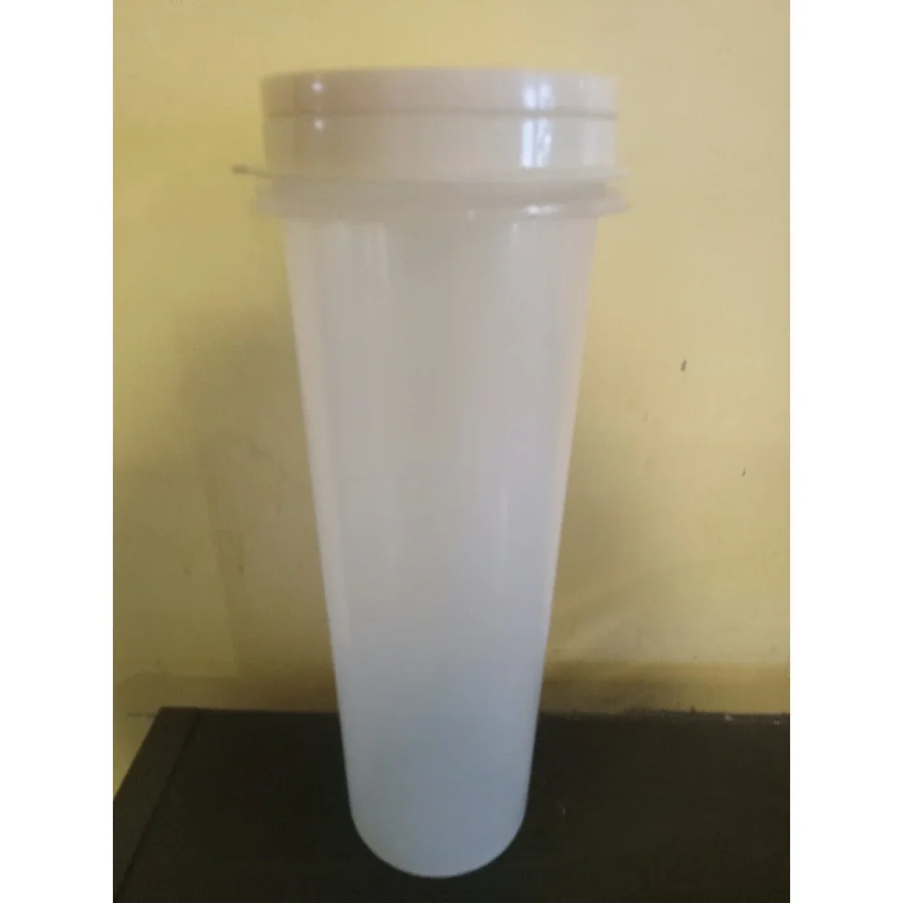 Rubbermaid 0110 Spaghetti Holder Container with Almond Lid Vintage